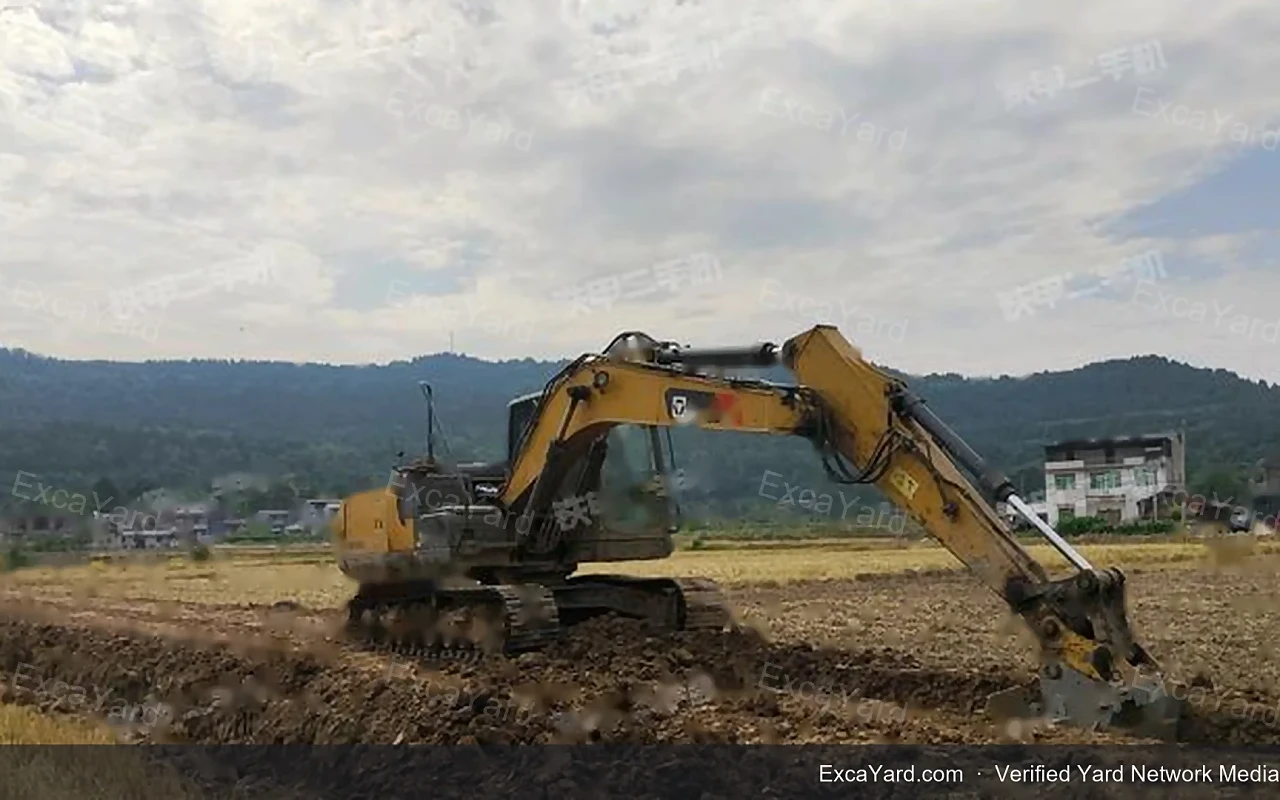 2020 XCMG XE135D Used Excavator — gallery view 3, used excavator available for export from China