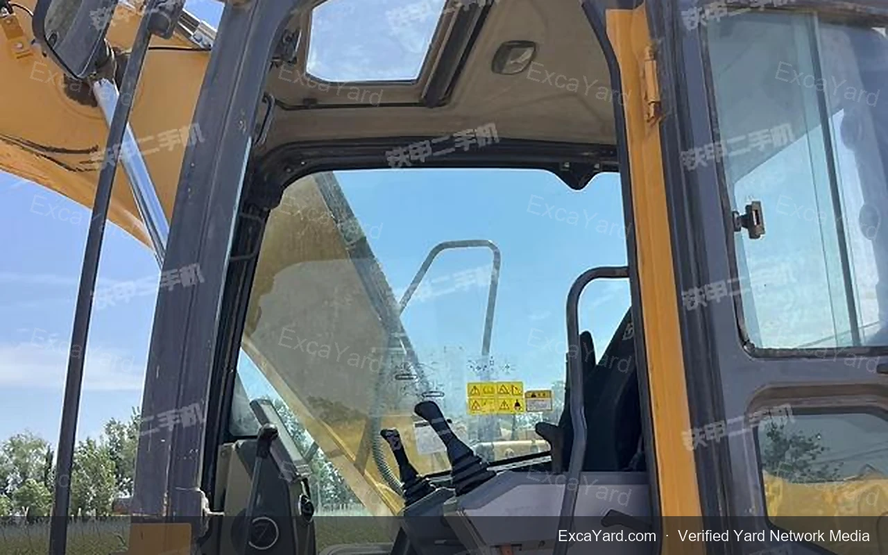 2020 XCMG XE150D Used Excavator — gallery view 10, used excavator available for export from China