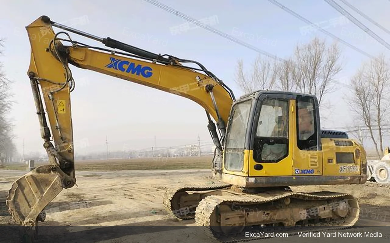 Excavatrice XCMG XE150D 2018 Grade A 7 000 h pour export