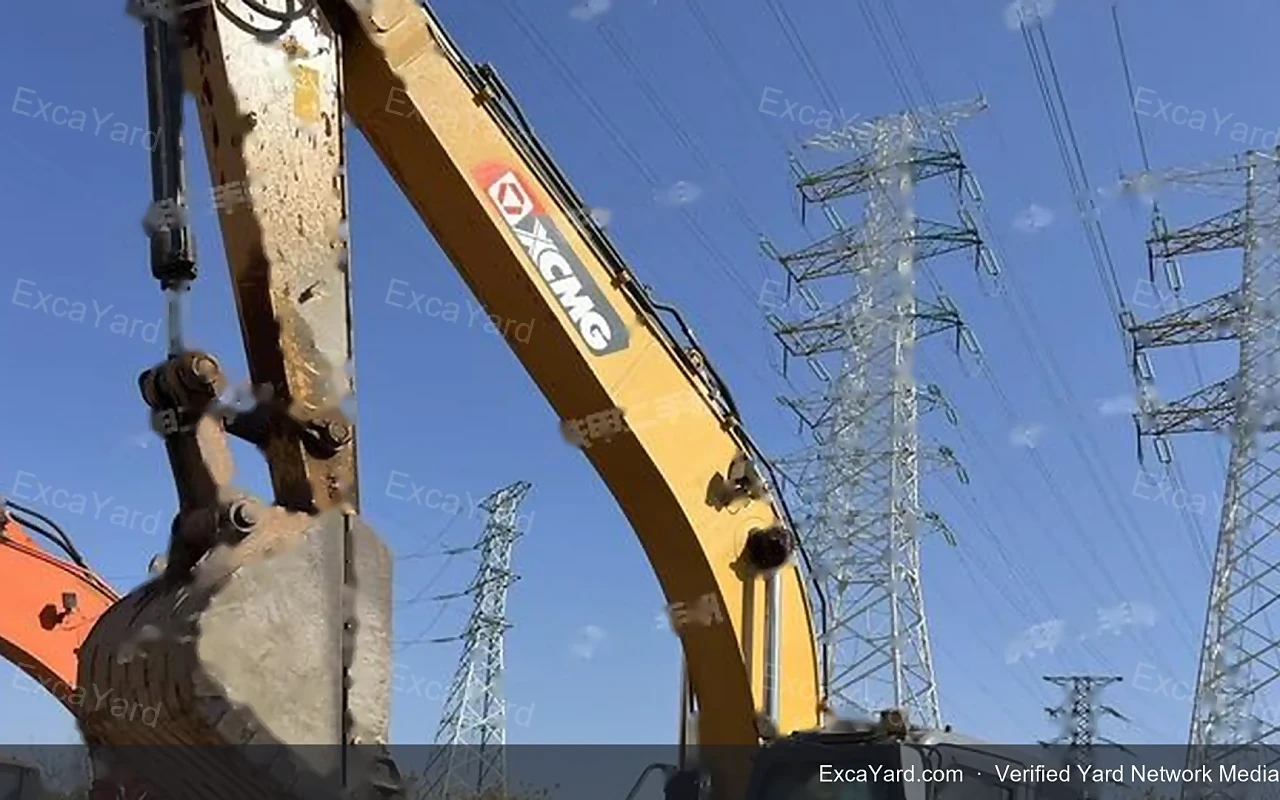 2020 XCMG XE200DA Used Excavator — gallery view 8, used excavator available for export from China
