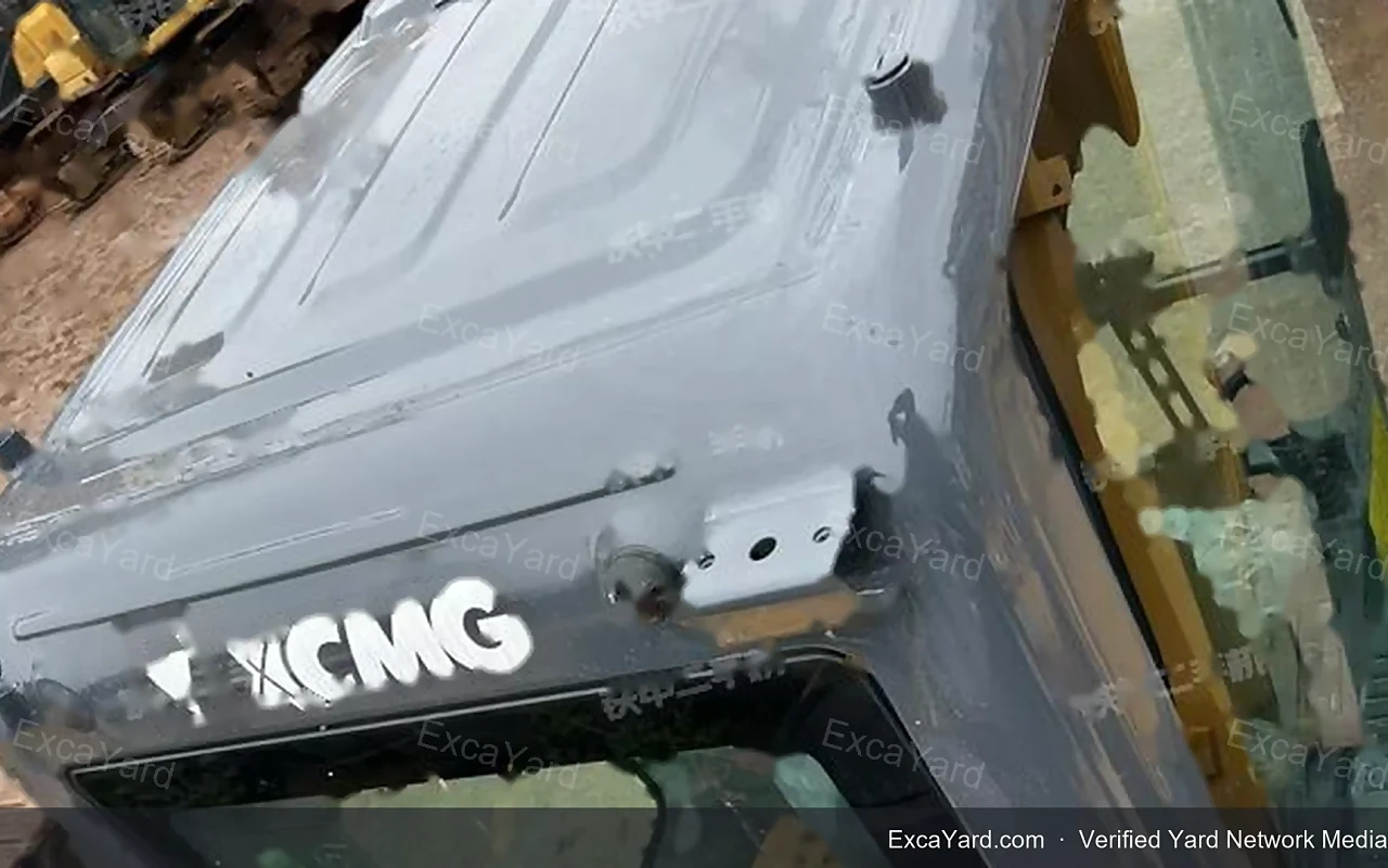 2023 XCMG XE200DA Used Excavator — gallery view 8, used excavator available for export from China