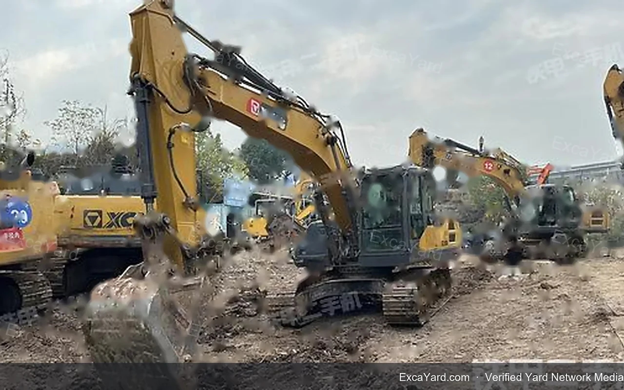 2023 XCMG XE200DA Used Excavator — gallery view 2, used excavator available for export from China