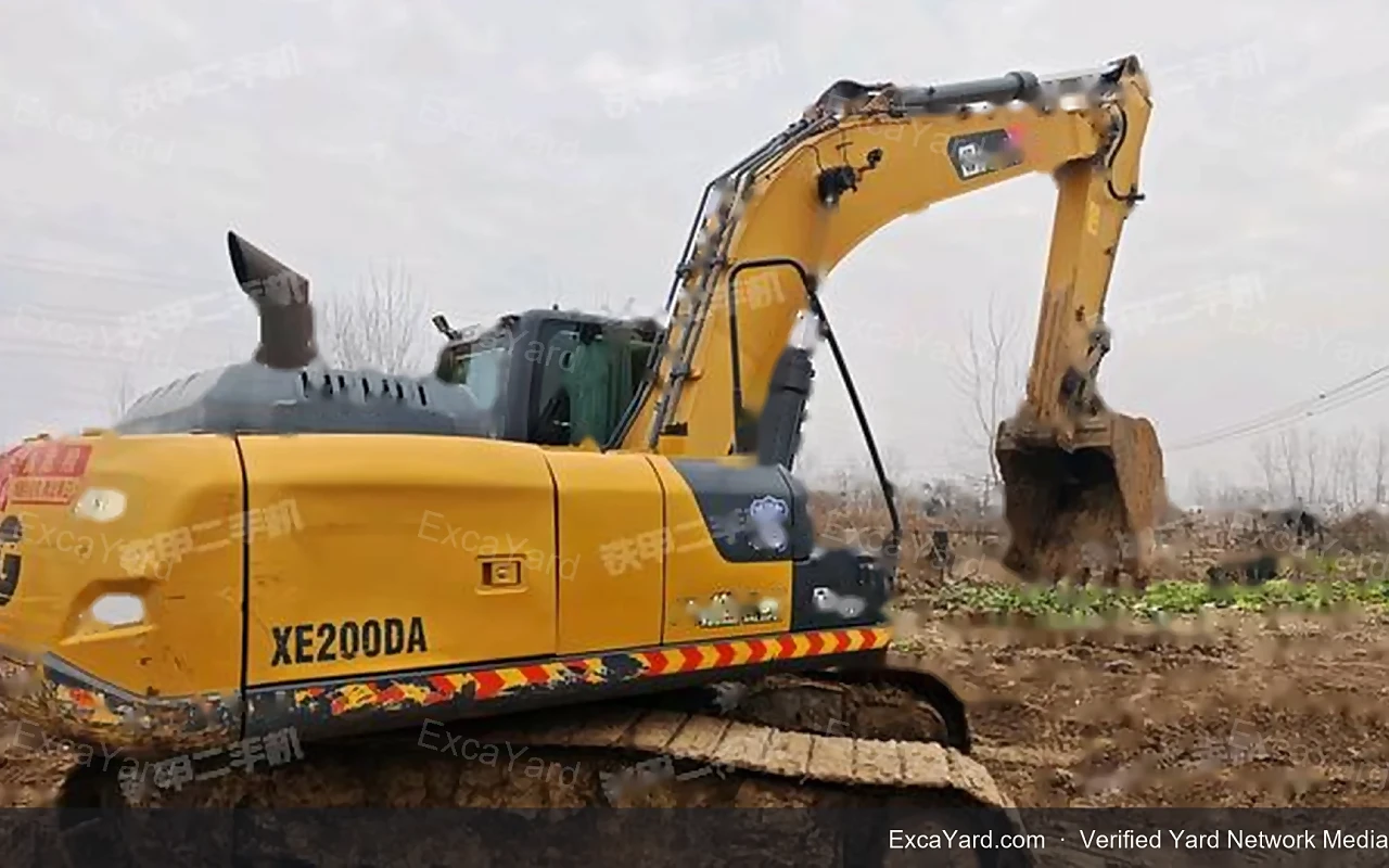 Excavatrice XCMG XE200DA 2023, 3 000 heures, catégorie A