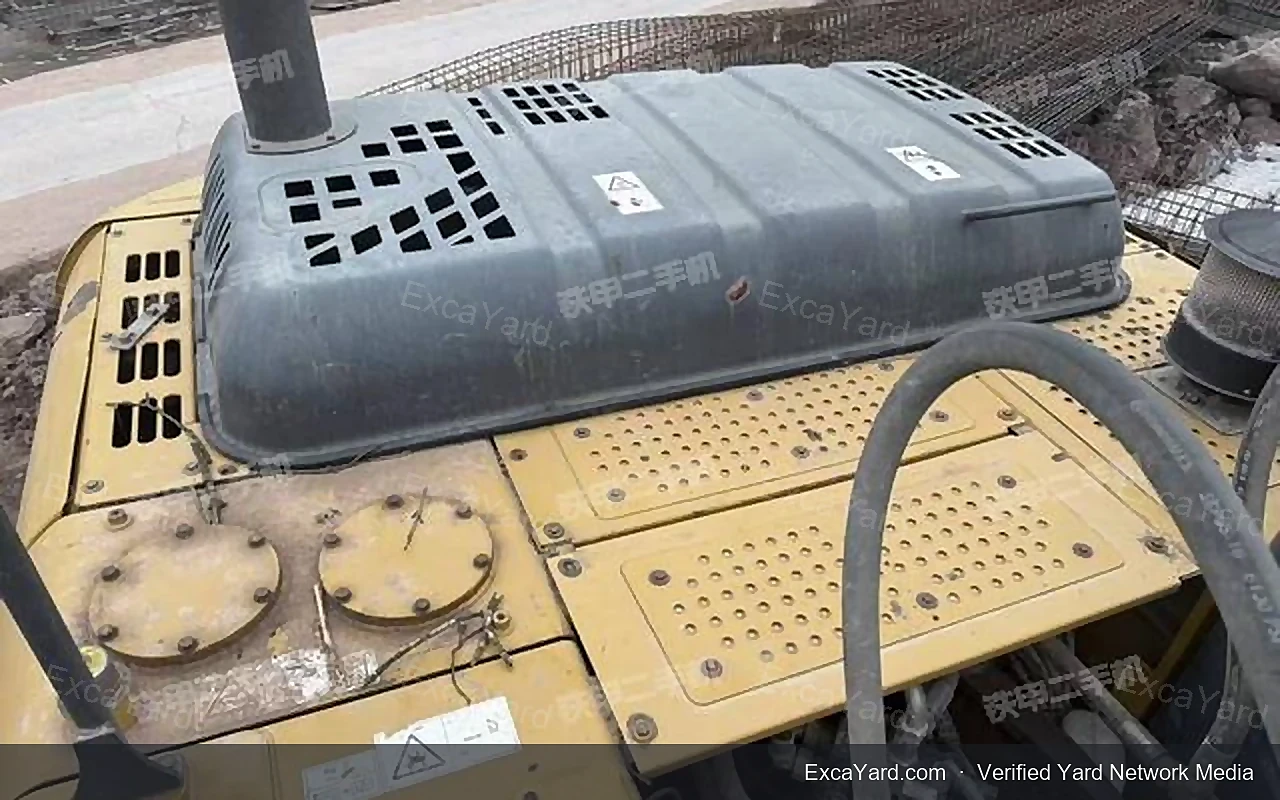 2020 XCMG XE200DA Used Excavator — gallery view 12, used excavator available for export from China