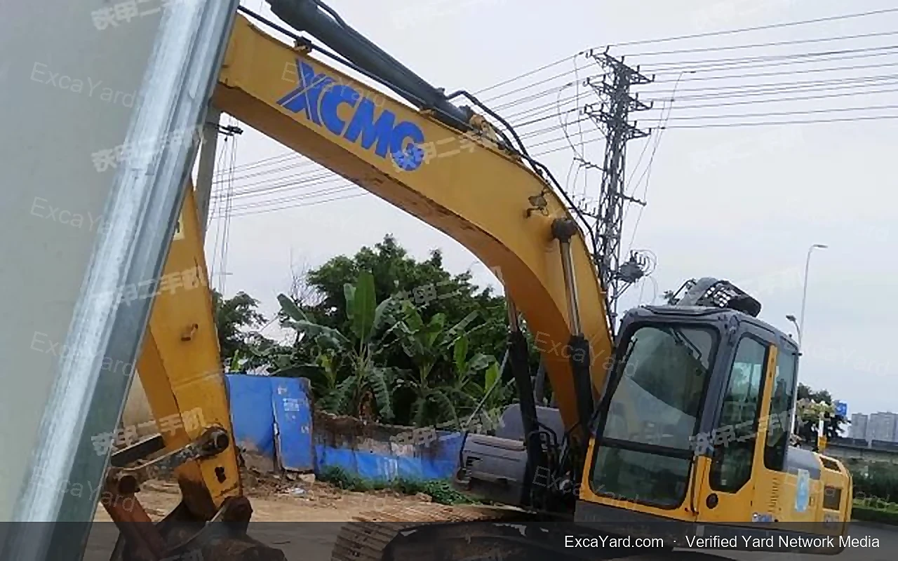 2020 XCMG XE200DA Used Excavator — gallery view 7, used excavator available for export from China