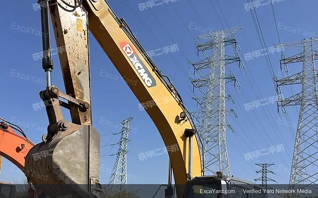 2020 XCMG XE200DA Used Excavator — gallery view 15, used excavator available for export from China