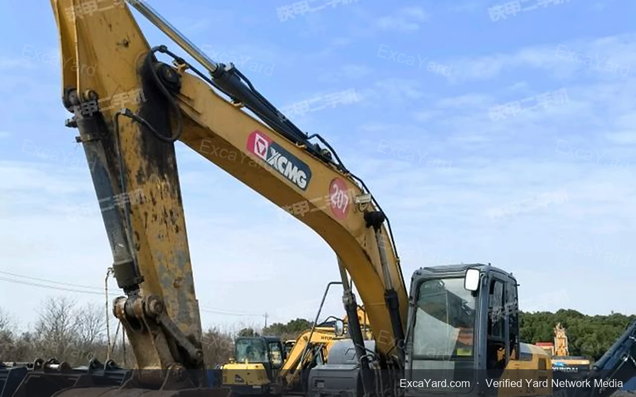 2019 XCMG XE200DA Used Excavator — gallery view 12, used excavator available for export from China