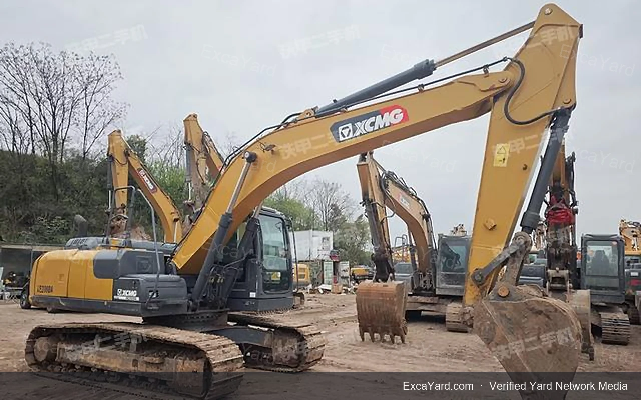 2019 XCMG XE200DA Used Excavator — gallery view 3, used excavator available for export from China