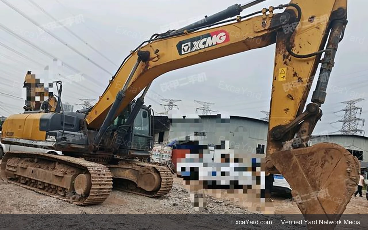 2020 XCMG XE380DK Used Excavator — gallery view 8, used excavator available for export from China