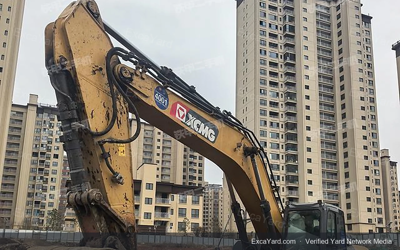 2020 XCMG XE380DK Used Excavator — gallery view 8, used excavator available for export from China