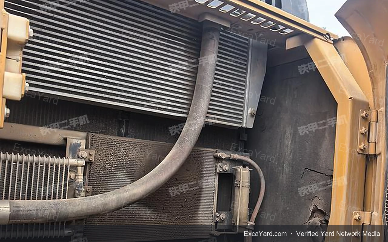 2020 XCMG XE380DK Used Excavator — gallery view 16, used excavator available for export from China