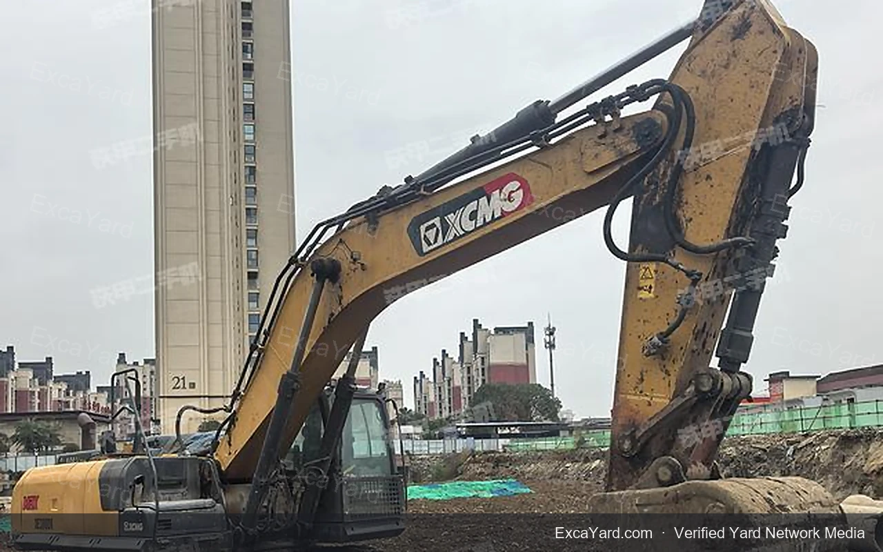 2020 XCMG XE380DK Used Excavator — gallery view 6, used excavator available for export from China