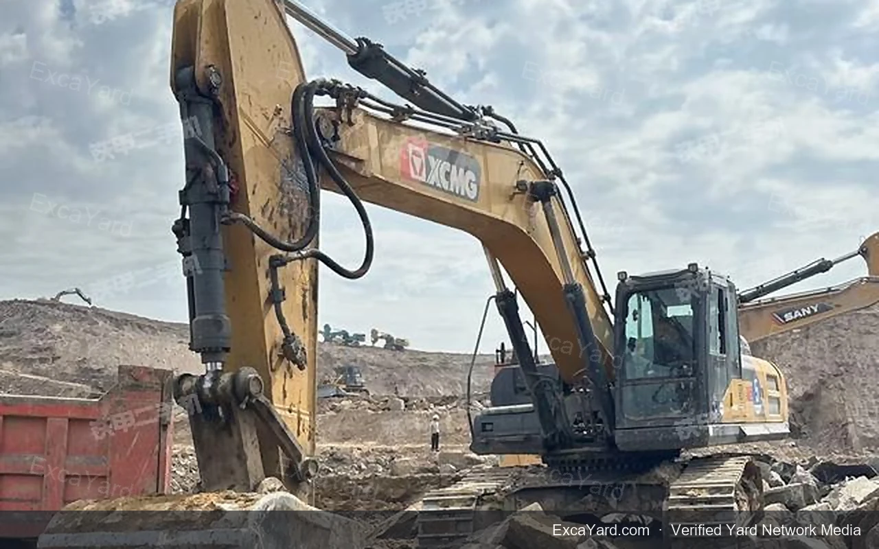 2020 XCMG XE380DK Used Excavator — gallery view 5, used excavator available for export from China
