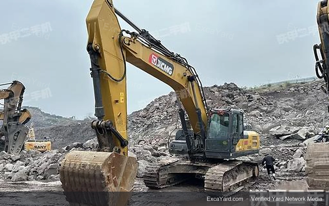 2021 XCMG XE65DA Used Excavator — gallery view 2, used excavator available for export from China