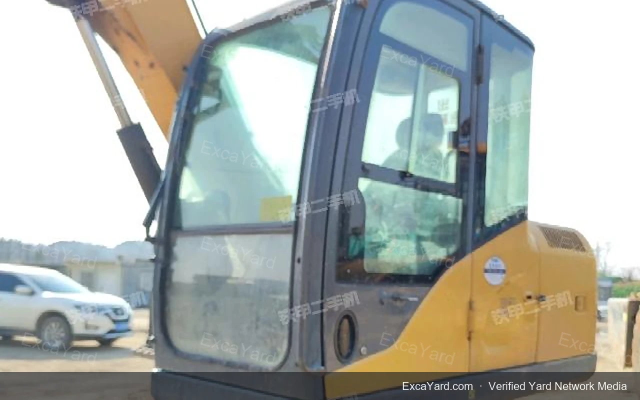 2021 XCMG XE75DA Used Excavator — gallery view 3, used excavator available for export from China
