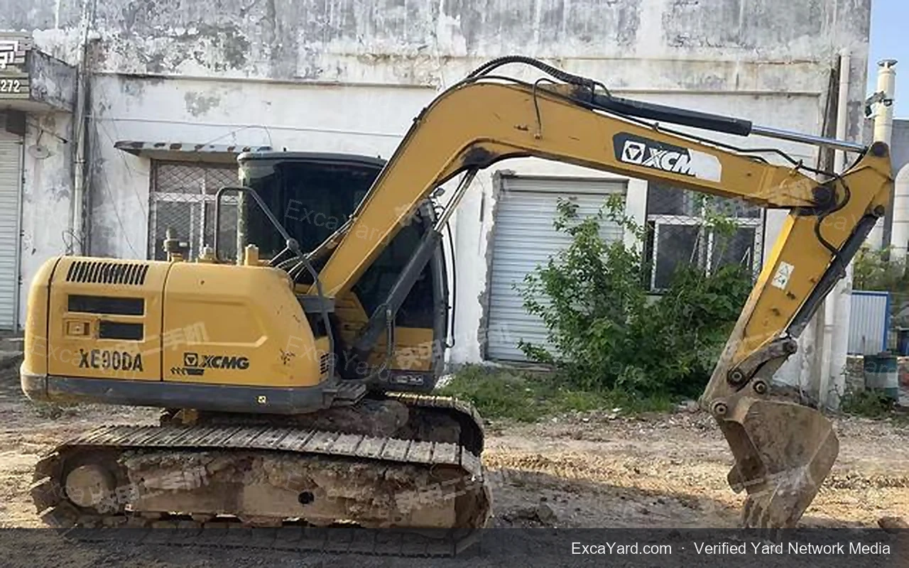 2021 XCMG XE75DA Used Excavator — gallery view 2, used excavator available for export from China